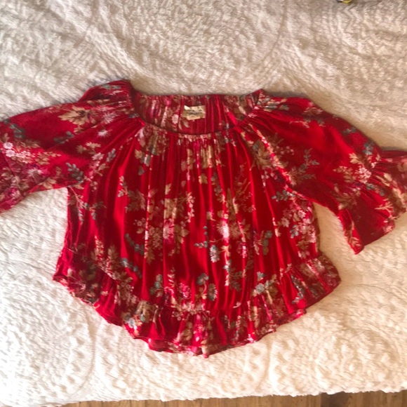 Ralph Lauren red floral top 🌹💐 - Picture 2 of 3